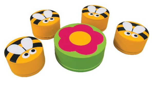 Table et tabourets en mousse – Mobilier ludique pour crèches et maternelles – Image 6