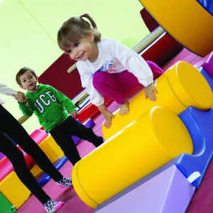 Petits modules en mousse – Parcours de motricité pour crèches et maternelles