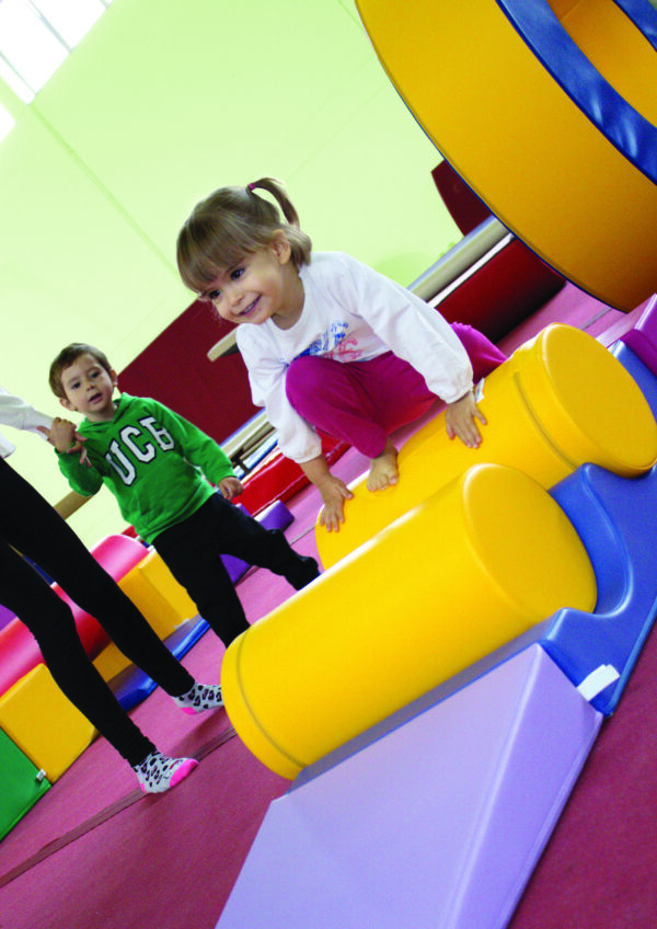 Petits modules en mousse – Parcours de motricité pour crèches et maternelles